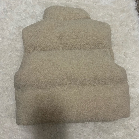 Tan Puffer Vest - Picture 2 of 3